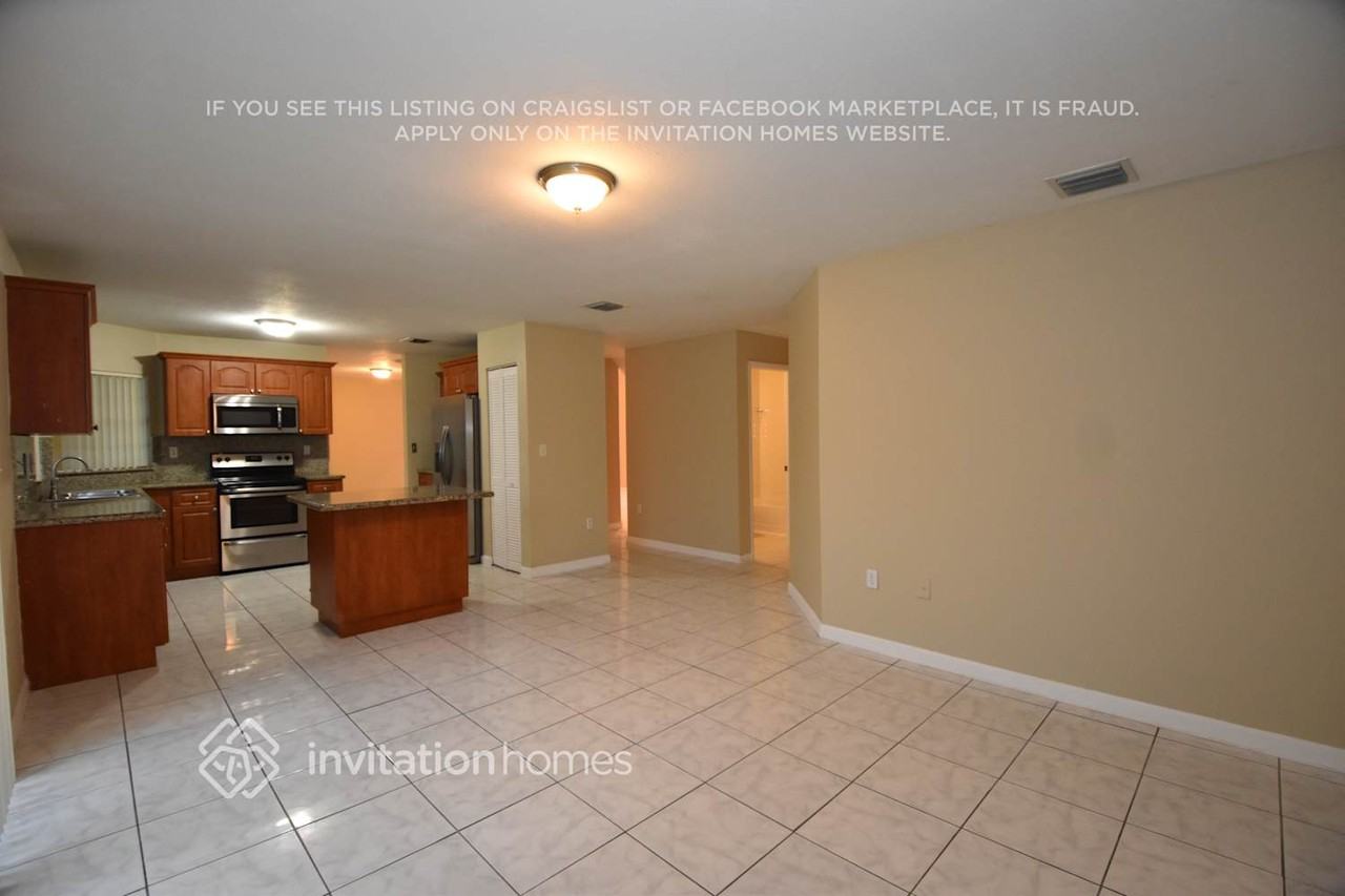 15813 Sw 79th St - Photo 7 of 24