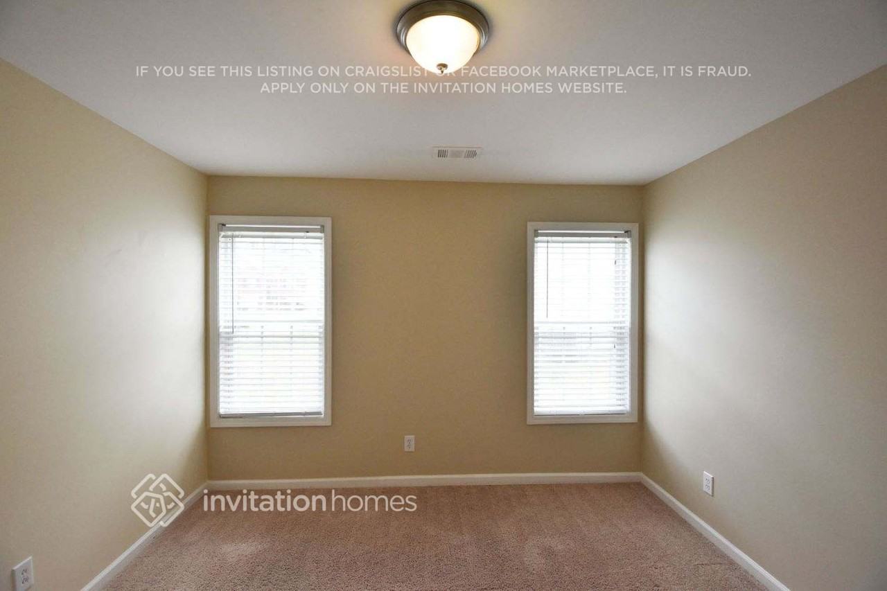 2380 Thornberry Dr - Photo 6 of 11