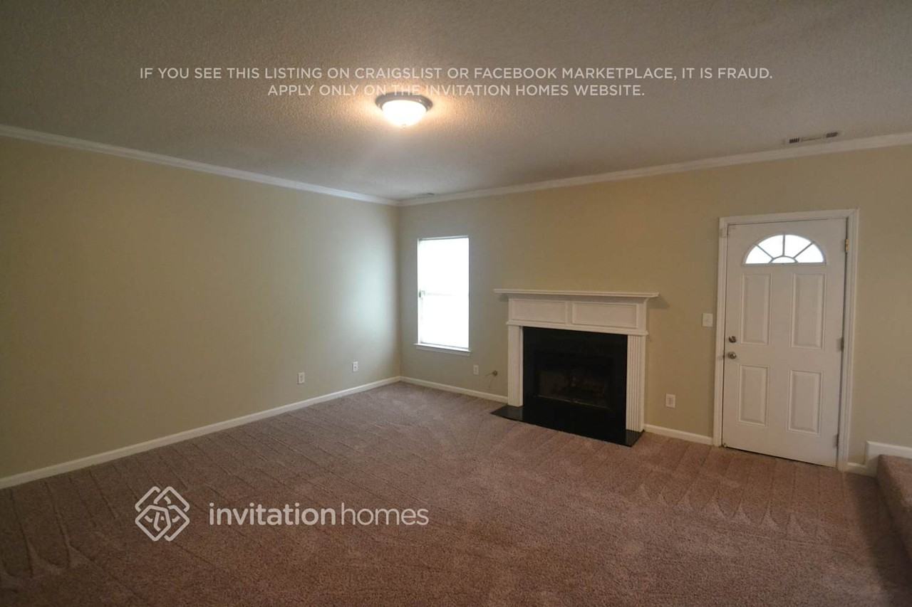 3668 Gray Birch Dr - Photo 2 of 9