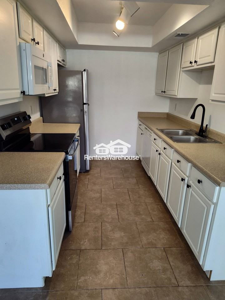 1336 N 85th Pl - Photo 2 of 12