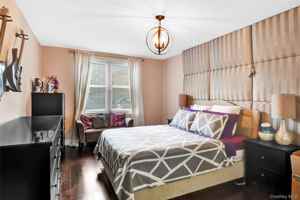 featured image of 315 W 232nd St