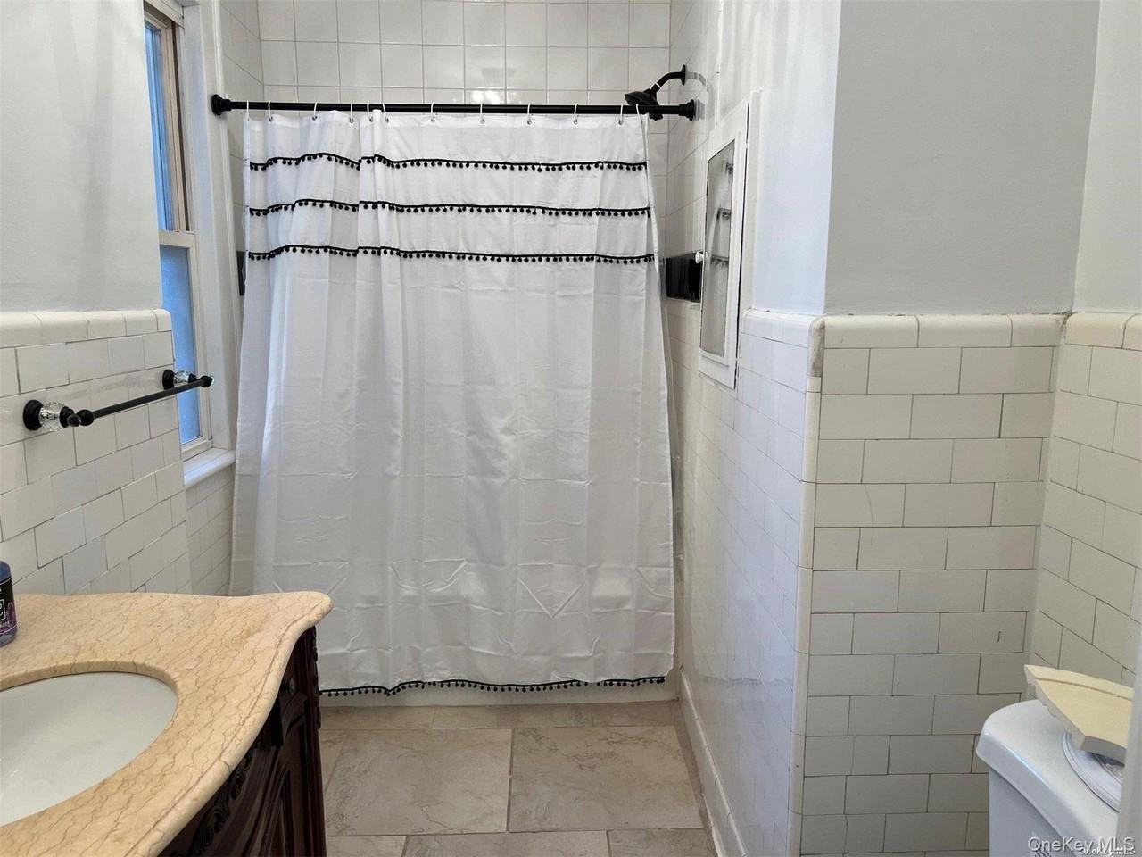 114 E Olive St - Photo 6 of 11