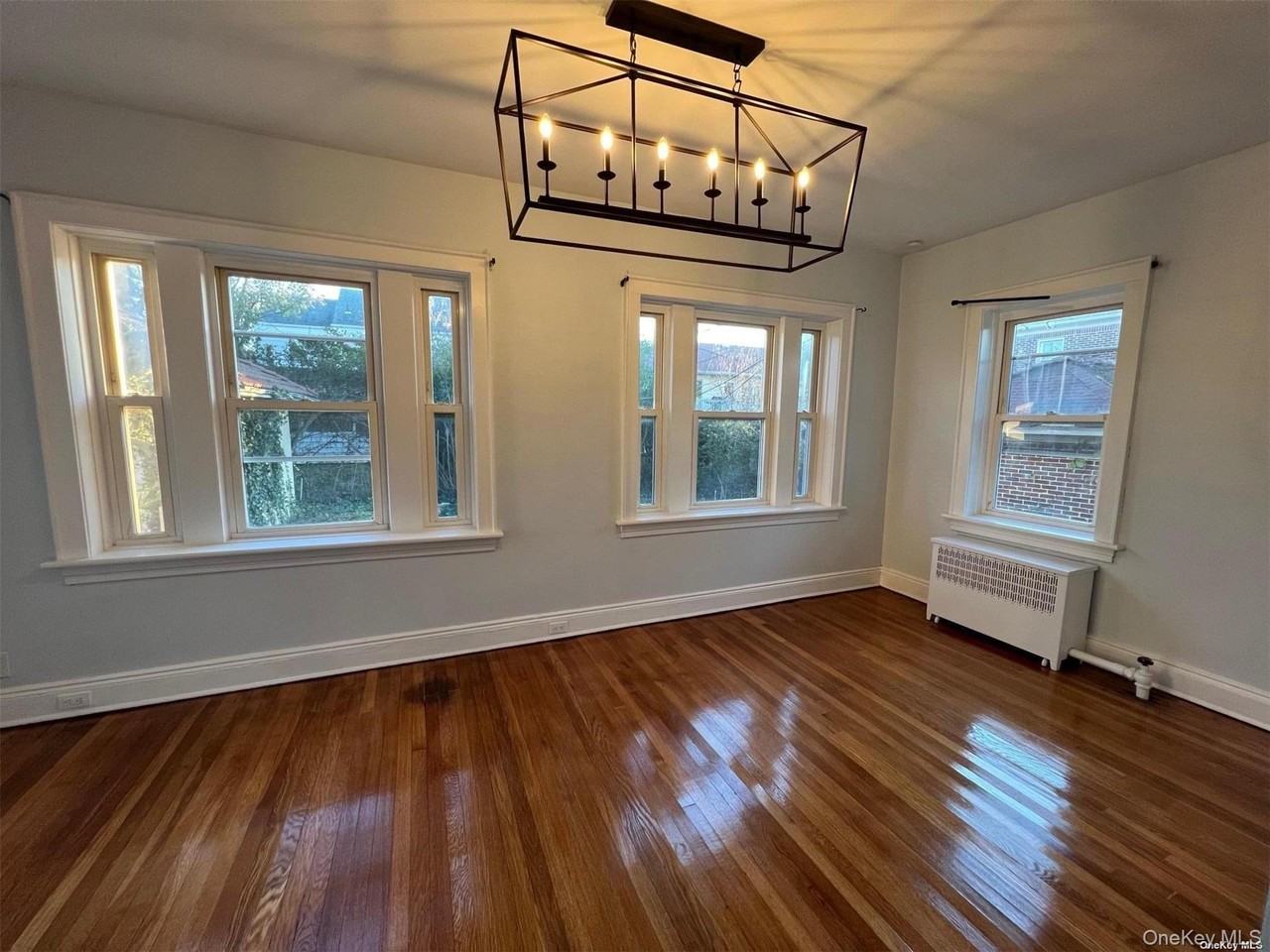 114 E Olive St - Photo 7 of 11