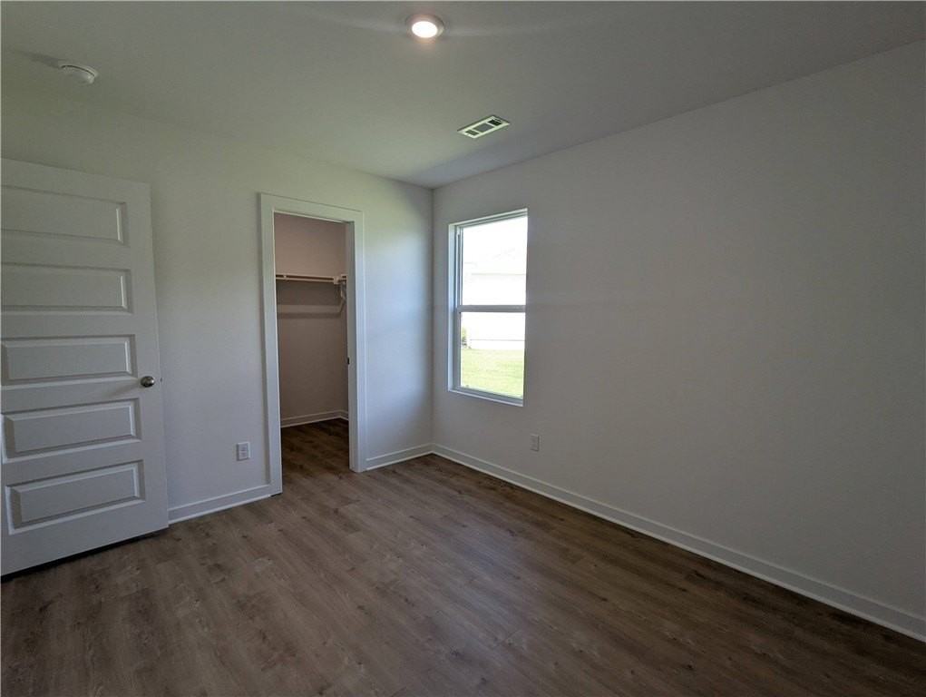 1040 Rentley St - Photo 5 of 22