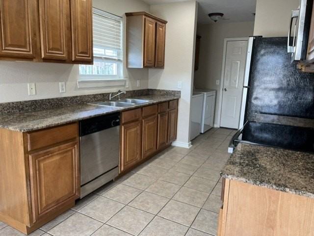 6017 S 39th St - Photo 4 of 13