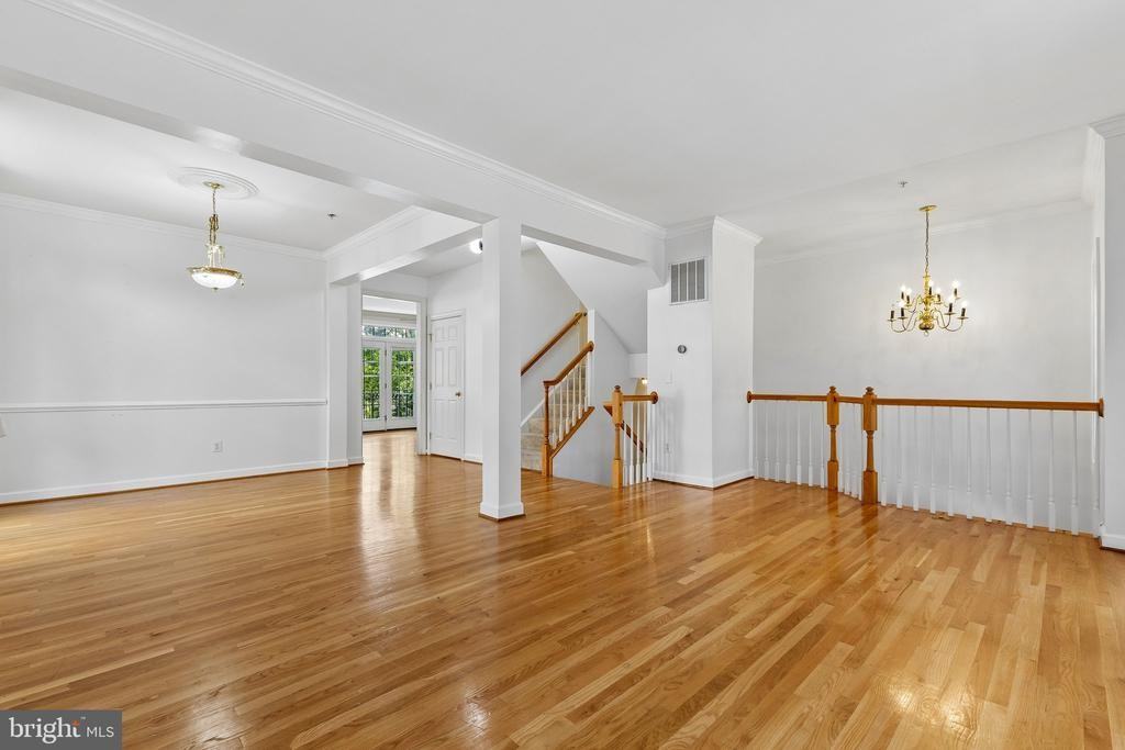 43809 Water Bay Ter - Photo 6 of 24