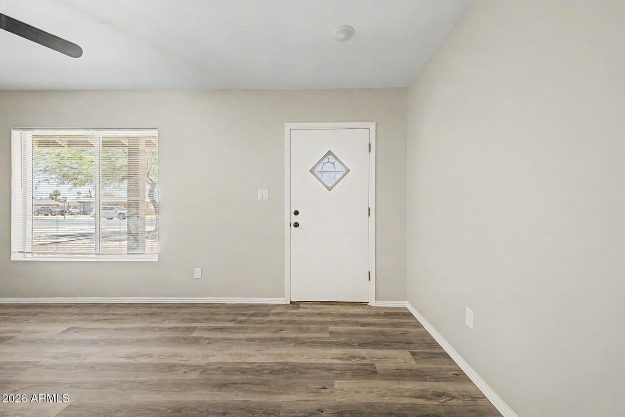 828 W Central Ave - Photo 7 of 24