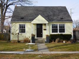 featured image of 1591 Webster St
