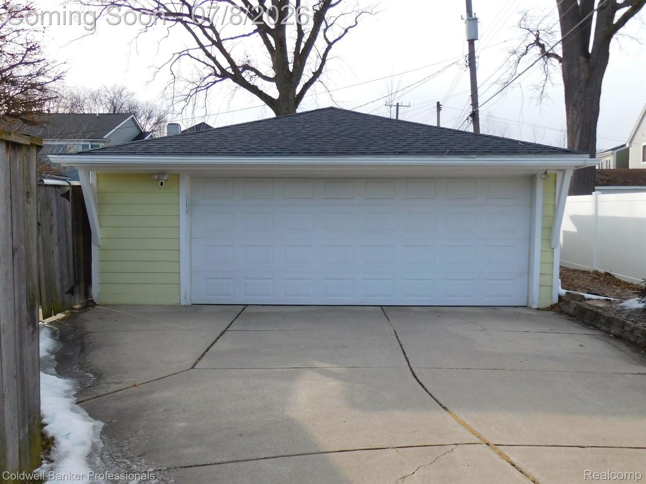 1591 Webster St - Photo 3 of 32