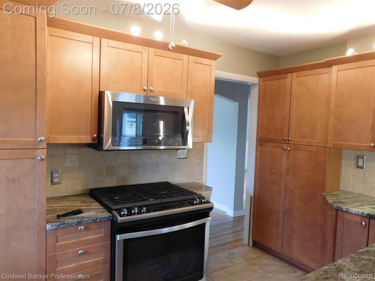 1591 Webster St - Photo 6 of 32