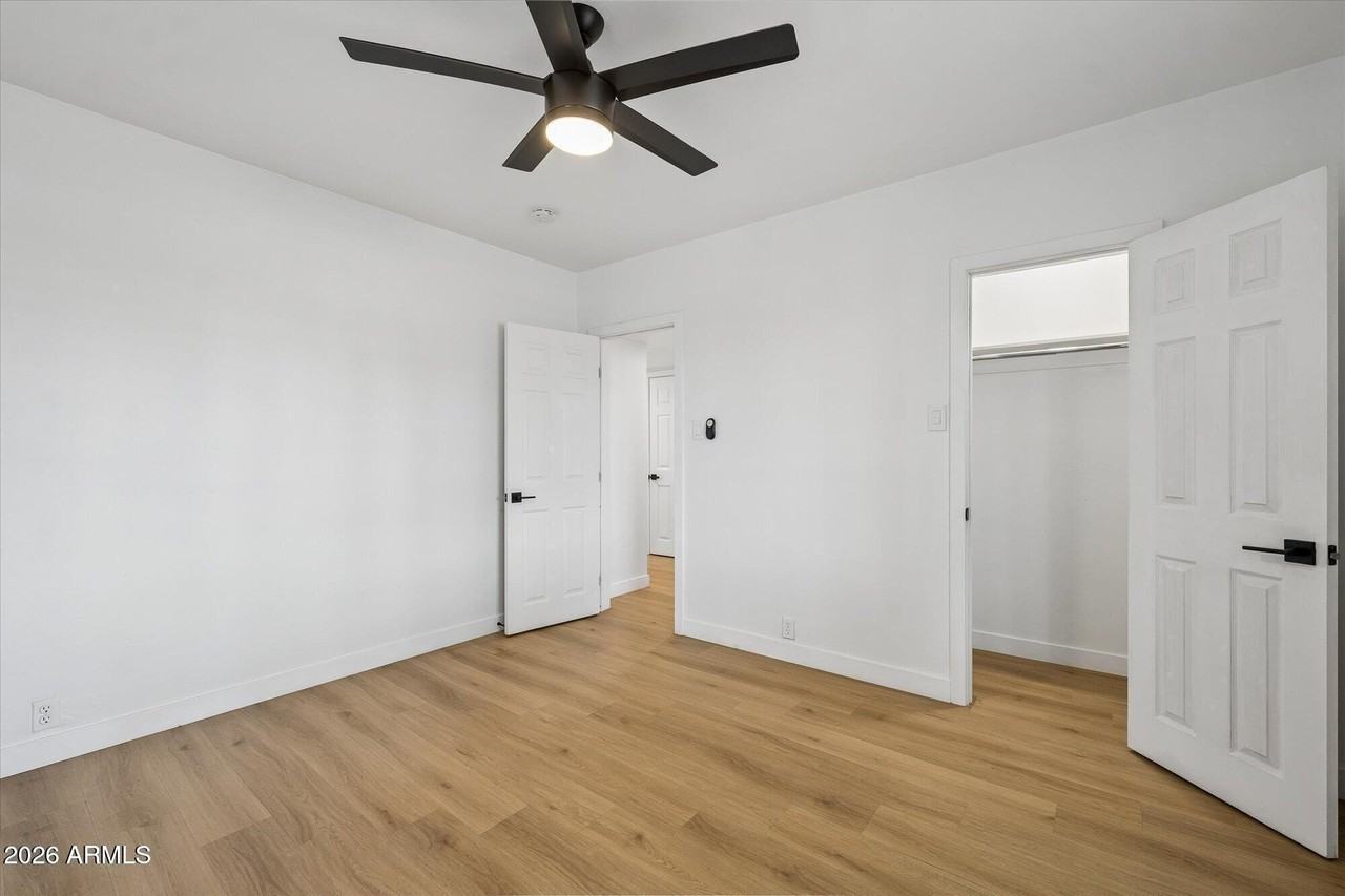1731 E Verde Ln - Photo 4 of 24