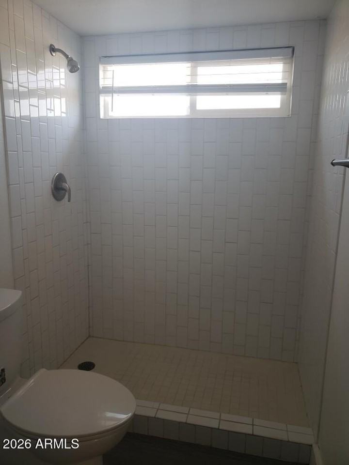 622 N 9th Ave #108 - Photo 7 of 13