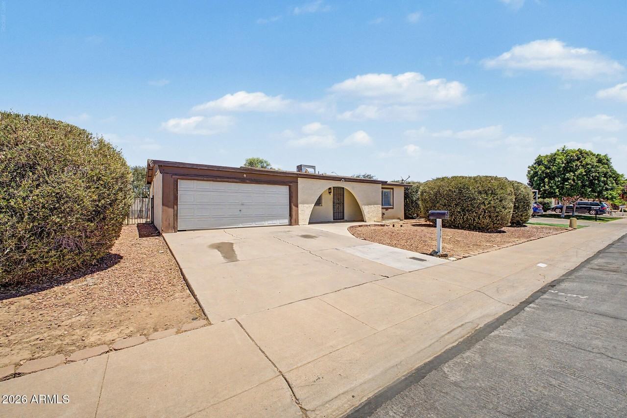 7014 W Palo Verde Dr - Photo 3 of 41