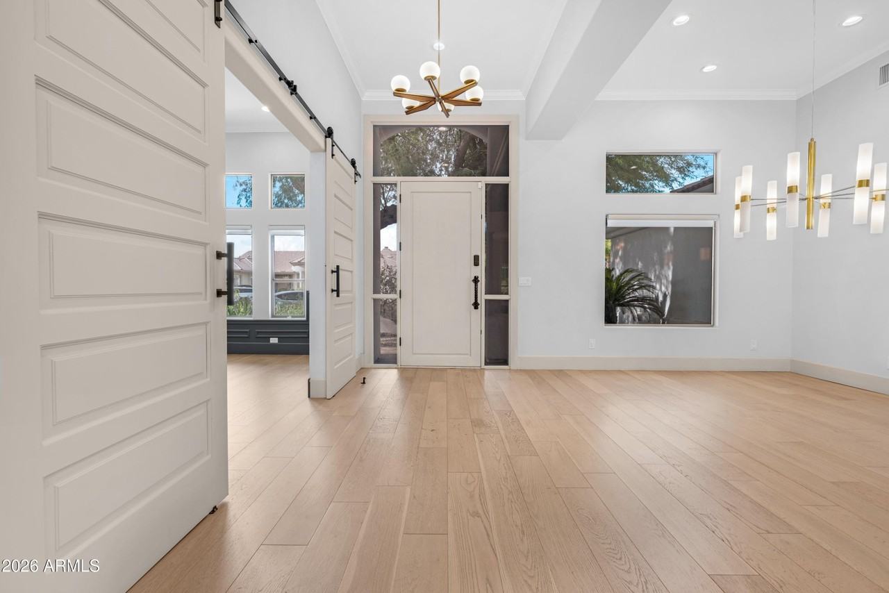 9470 E Bloomfield Rd - Photo 5 of 49