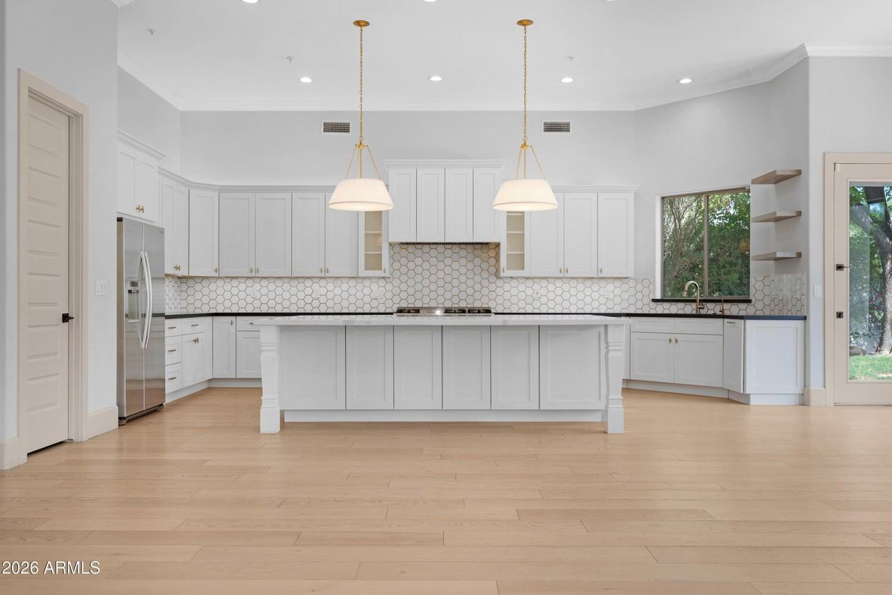 9470 E Bloomfield Rd - Photo 7 of 49