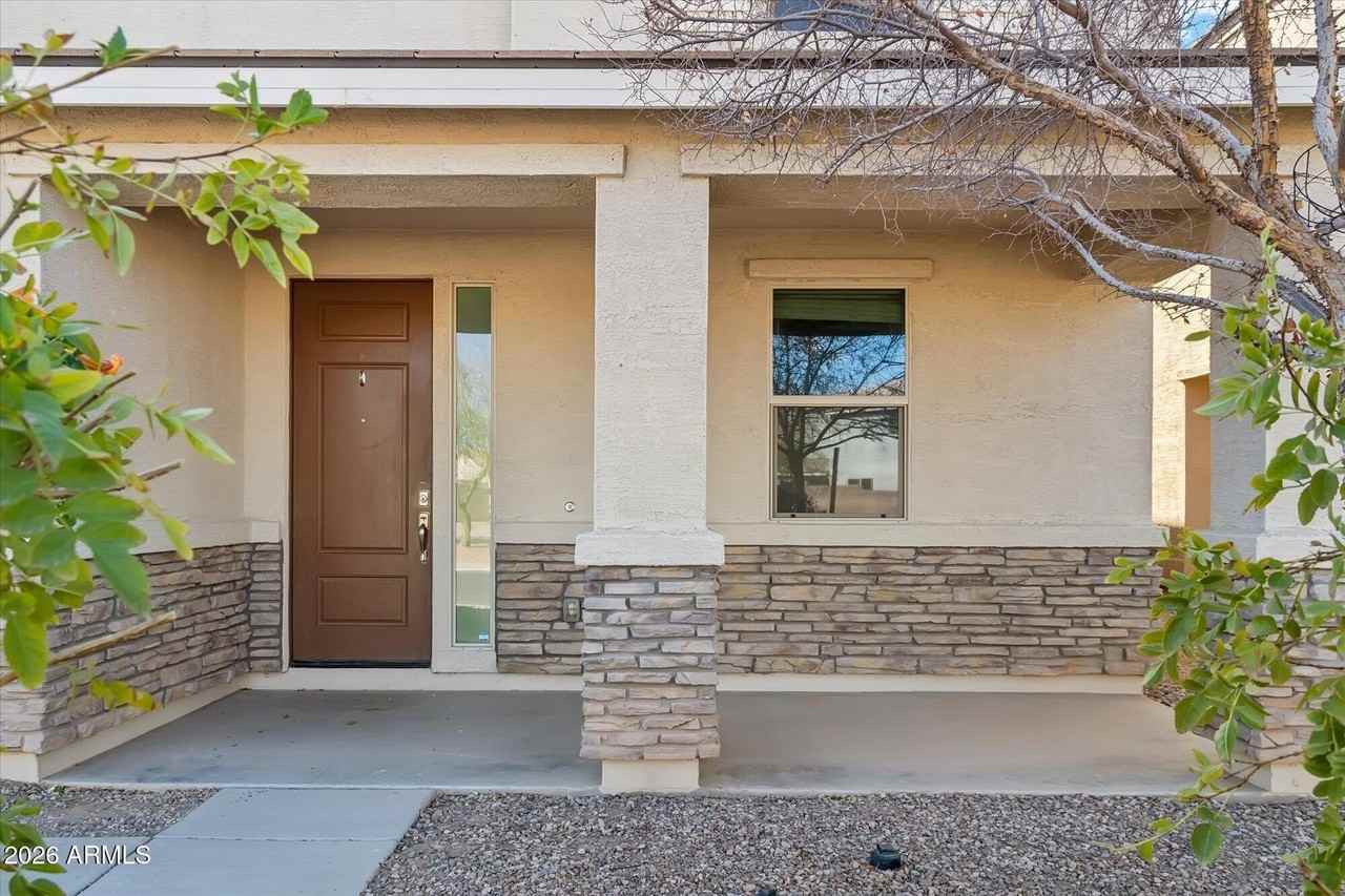 37292 N Yellowstone Dr - Photo 2 of 50