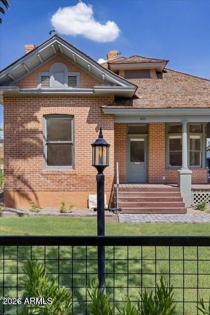 825 N 3rd Ave - Photo 4 of 50