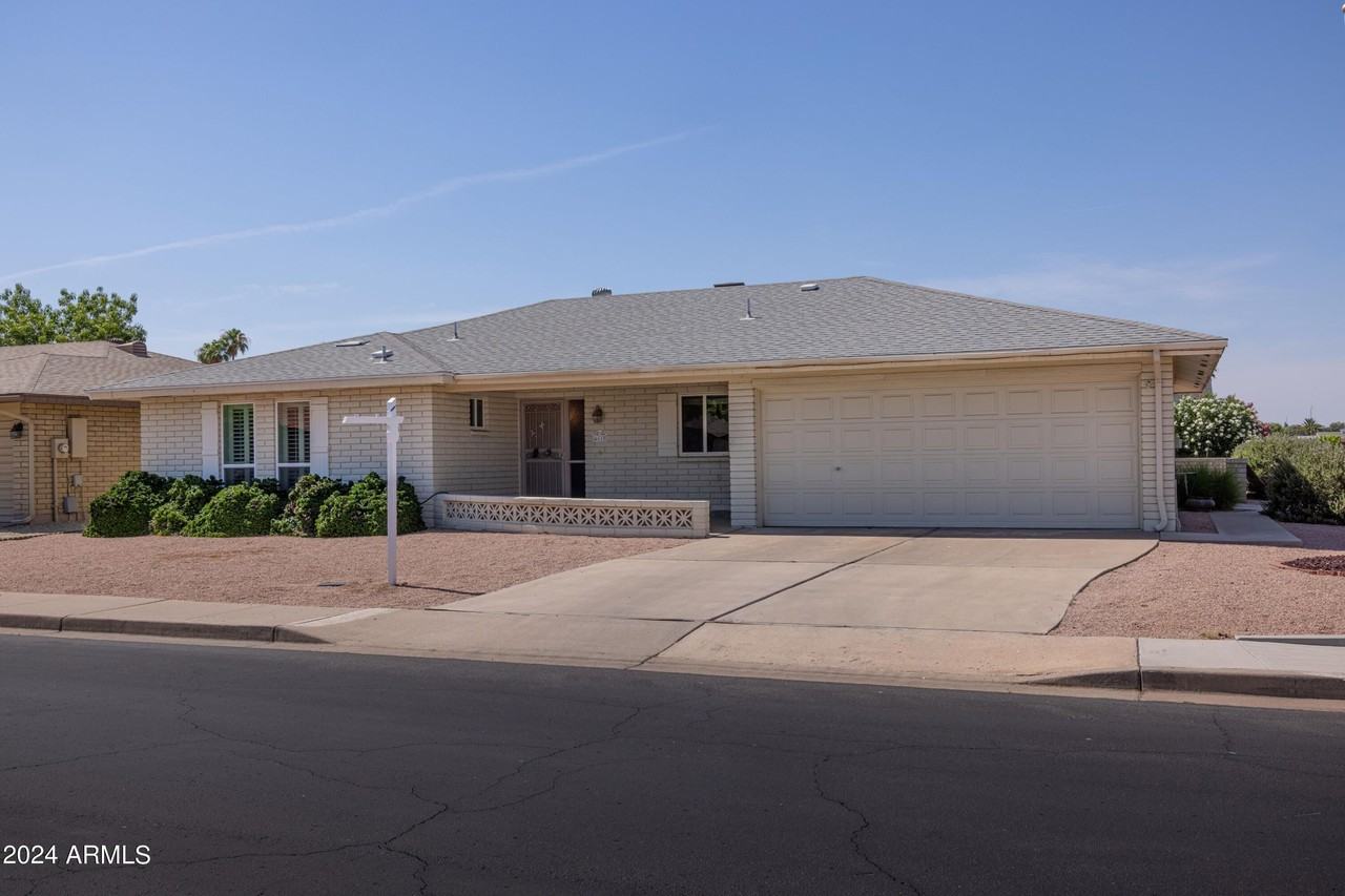 4613 E Escondido Ave - Photo 3 of 17