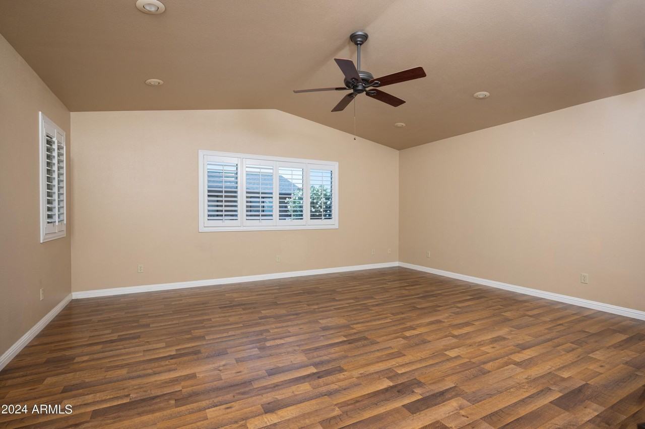 4613 E Escondido Ave - Photo 5 of 17