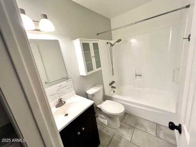 4219 N 33rd St #REAR - Photo 6 of 9