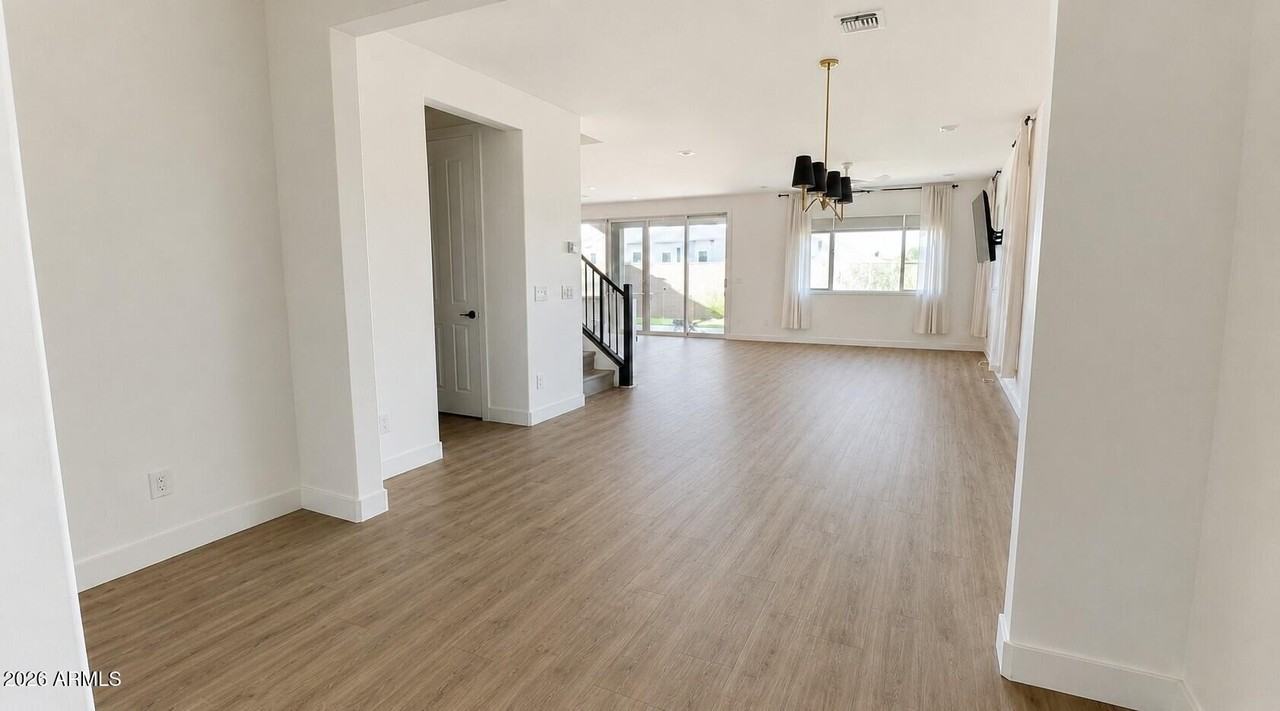 10101 E Texas Ave - Photo 2 of 20