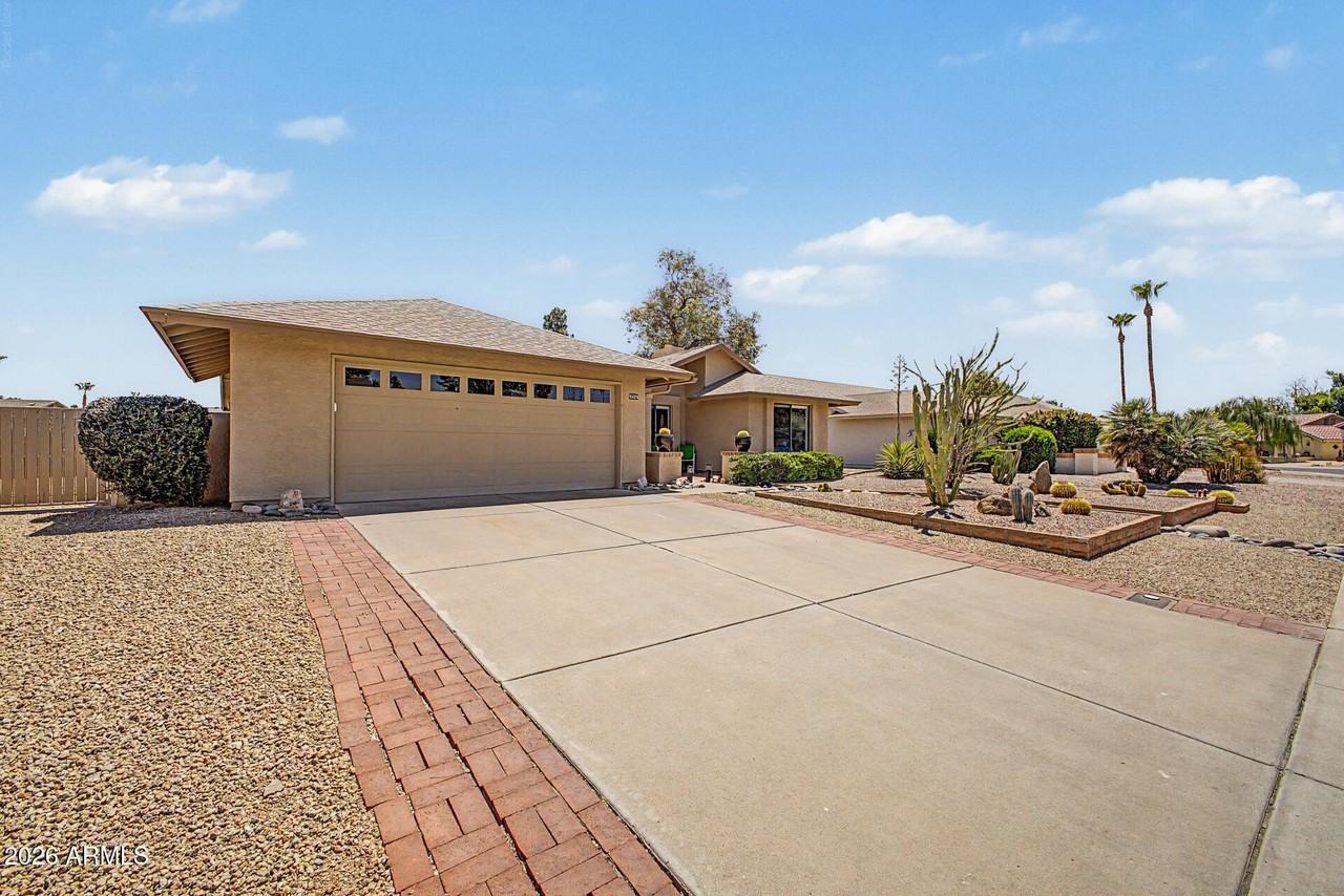 9625 W Taro Ln - Photo 3 of 50