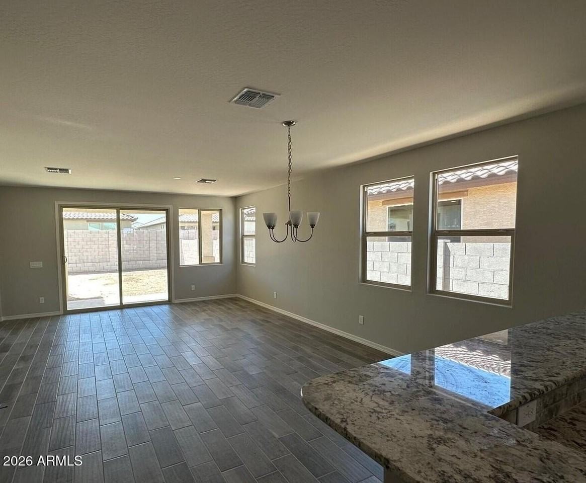 3439 W Oil Well Rd - Photo 2 of 16