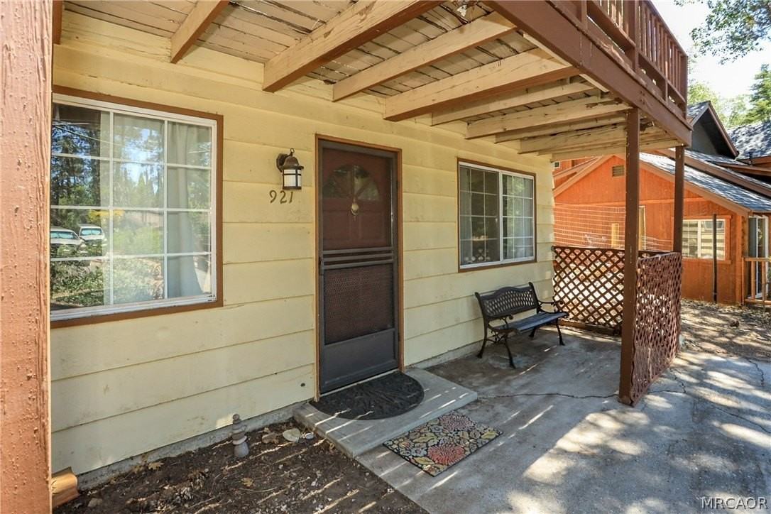 921 Menlo Dr - Photo 6 of 35