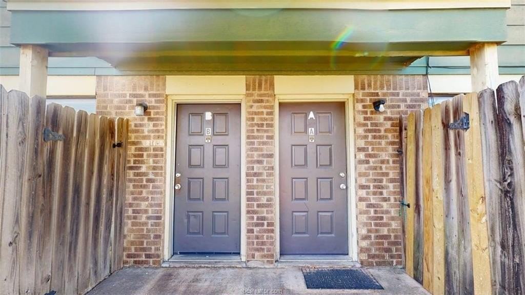 2807 Longmire Dr #B - Photo 2 of 21