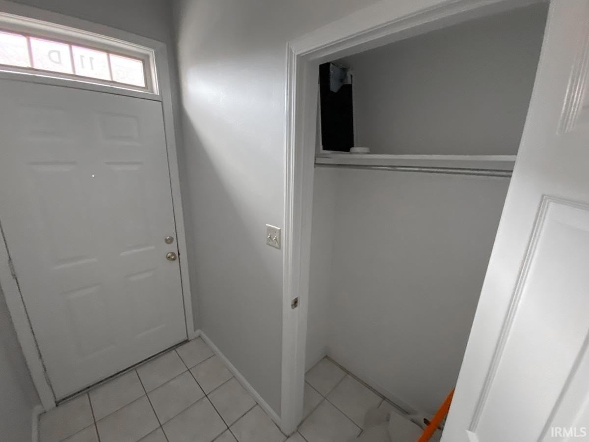 111 E 6th St #D - Photo 6 of 25