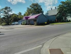 756 S Walnut St - Photo 1 of 1