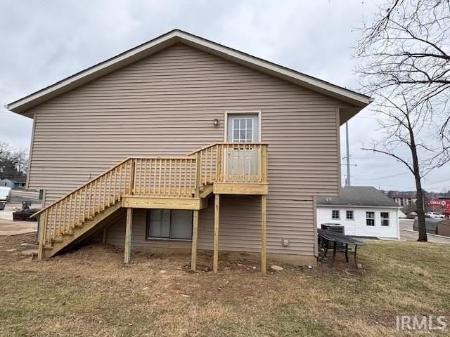 1326 N Woodburn Ave - Photo 2 of 13