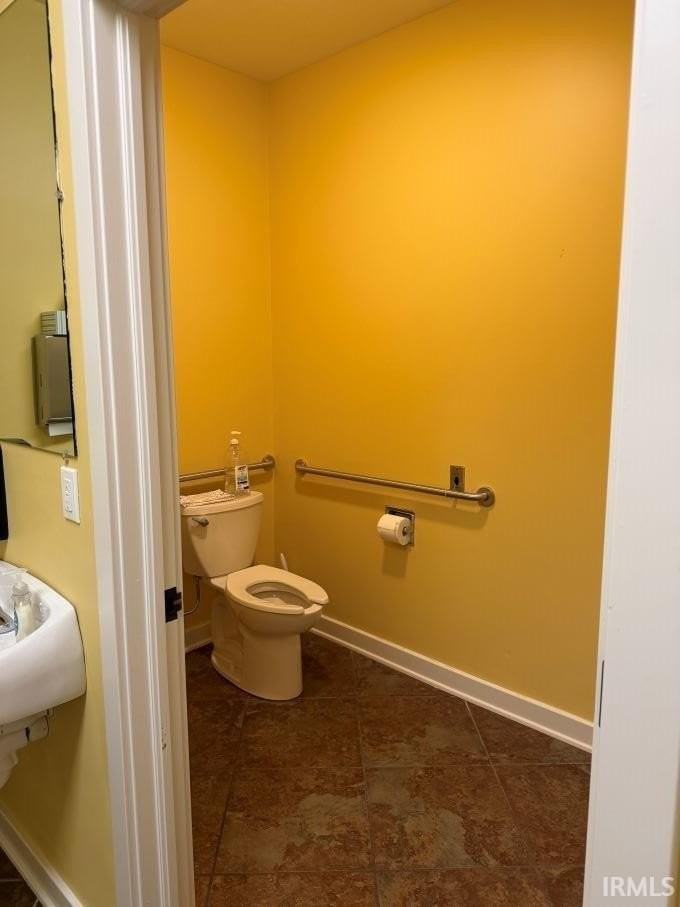 451 S Park Ridge Rd - Photo 6 of 17