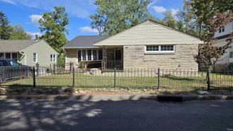 509 S Swain Ave - Photo 1 of 1