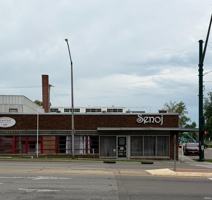 featured image of 300 E 3rd St