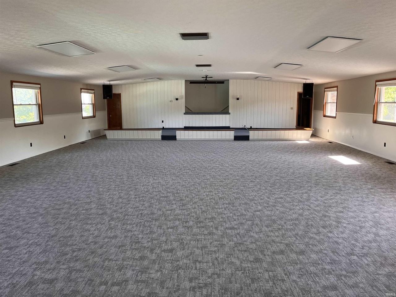 1409 W Kirkwood Ave - Photo 6 of 17