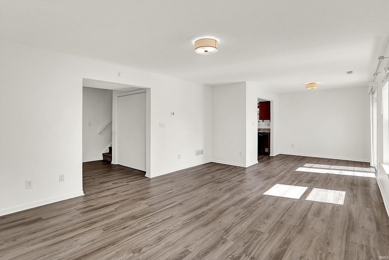 5611 W Tensleep Rd - Photo 4 of 28