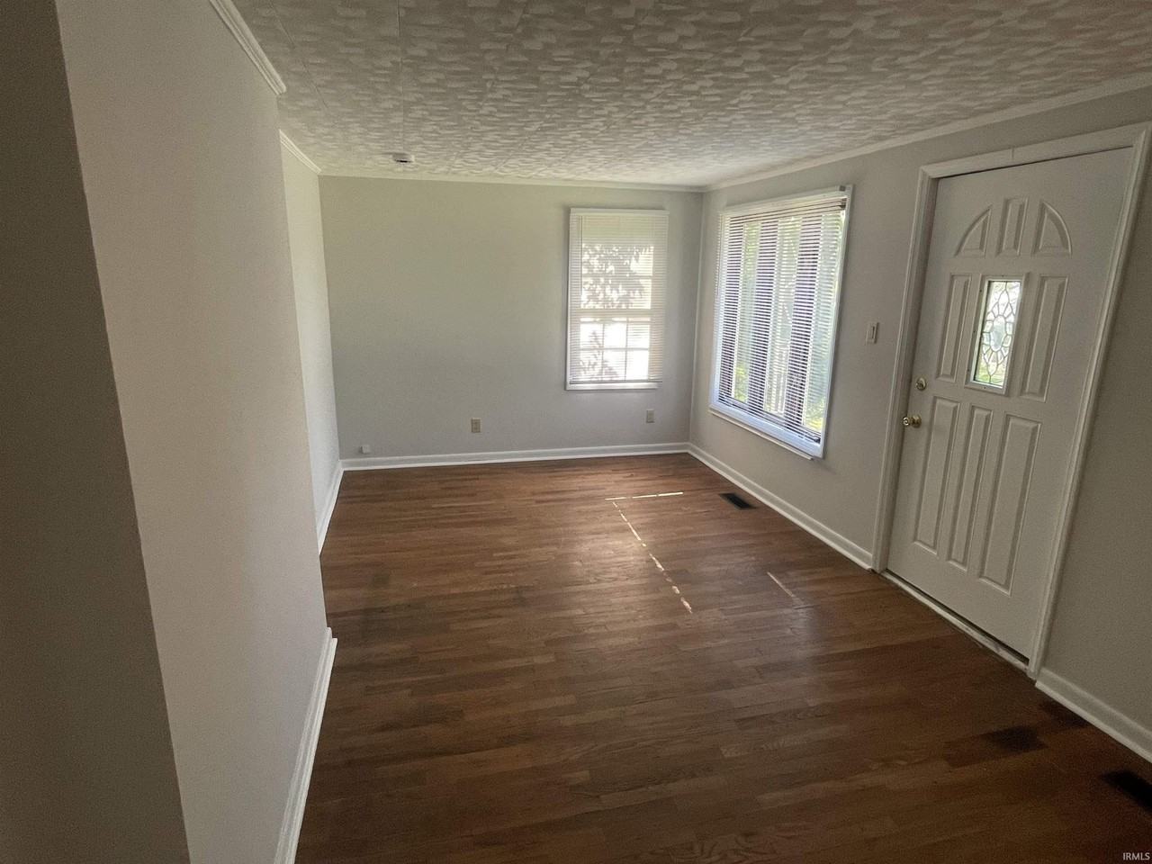 620 W Dixie St - Photo 5 of 27