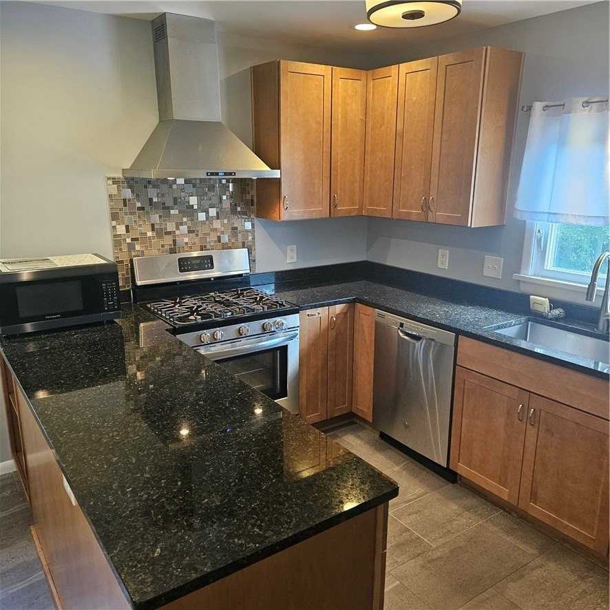 80 David Ave - Photo 5 of 32