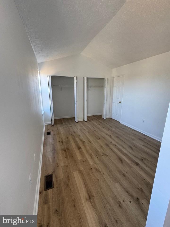 612 Bridlewood Dr - Photo 4 of 24
