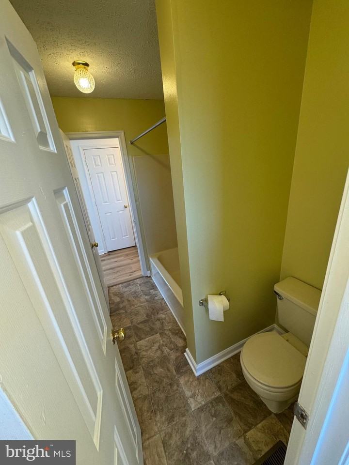612 Bridlewood Dr - Photo 6 of 24