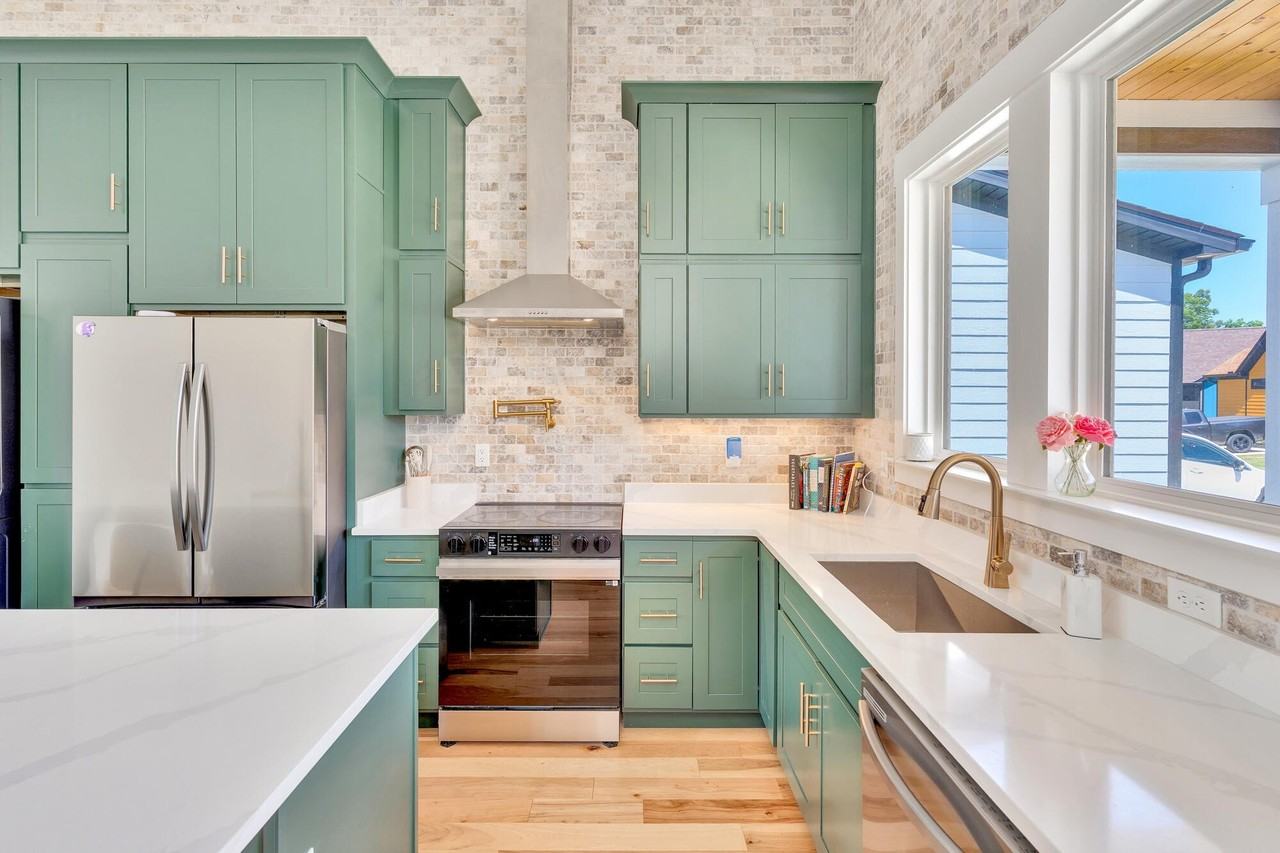 184 Idle Pl Circle - Photo 4 of 18