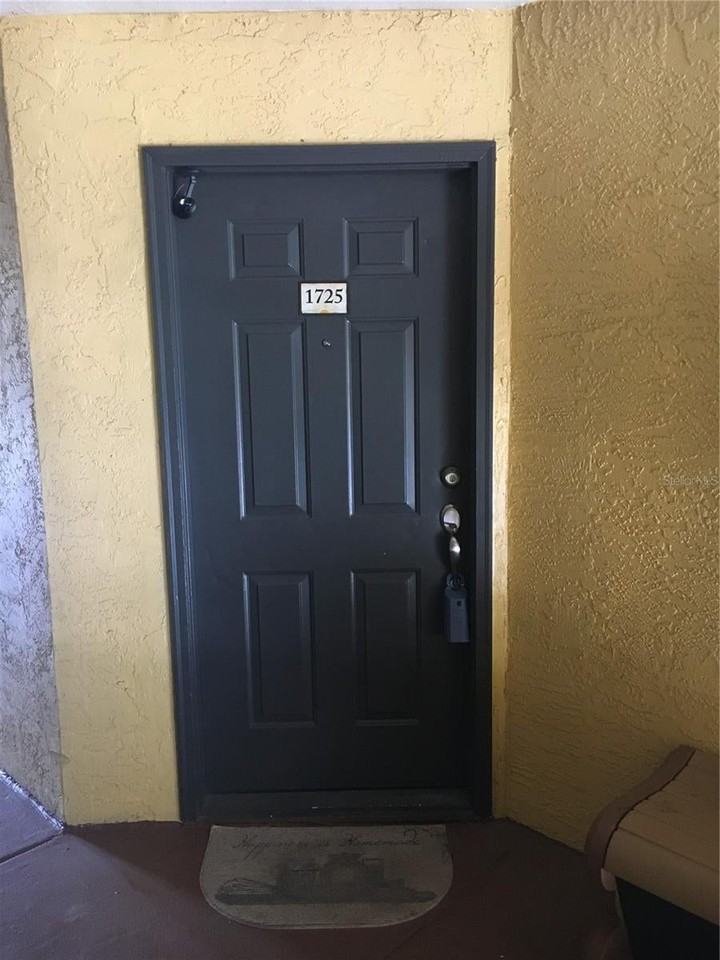 4512 Commander Dr - Photo 3 of 14