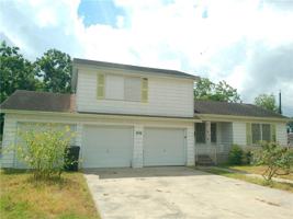 featured image of 4526 Franklin Dr