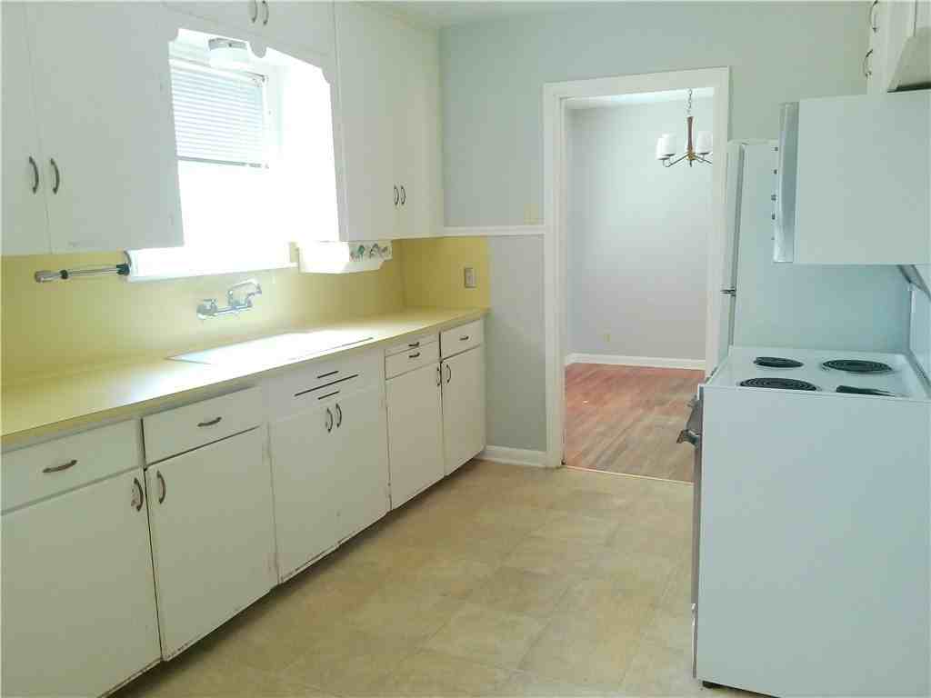 4526 Franklin Dr - Photo 4 of 18