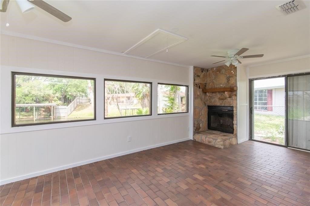 3106 Catcay Dr - Photo 4 of 9