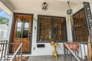 306 Naples St - Photo 1 of 1