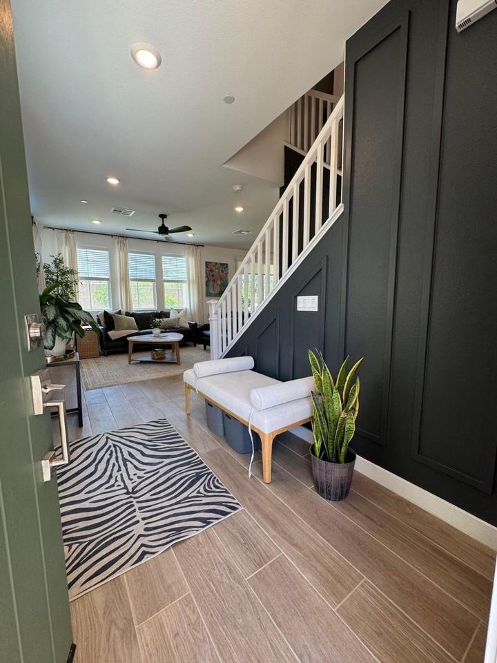 35403 Bains Ave - Photo 6 of 19