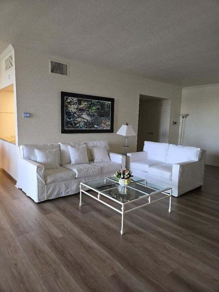 899 Island Dr #110 - Photo 6 of 14
