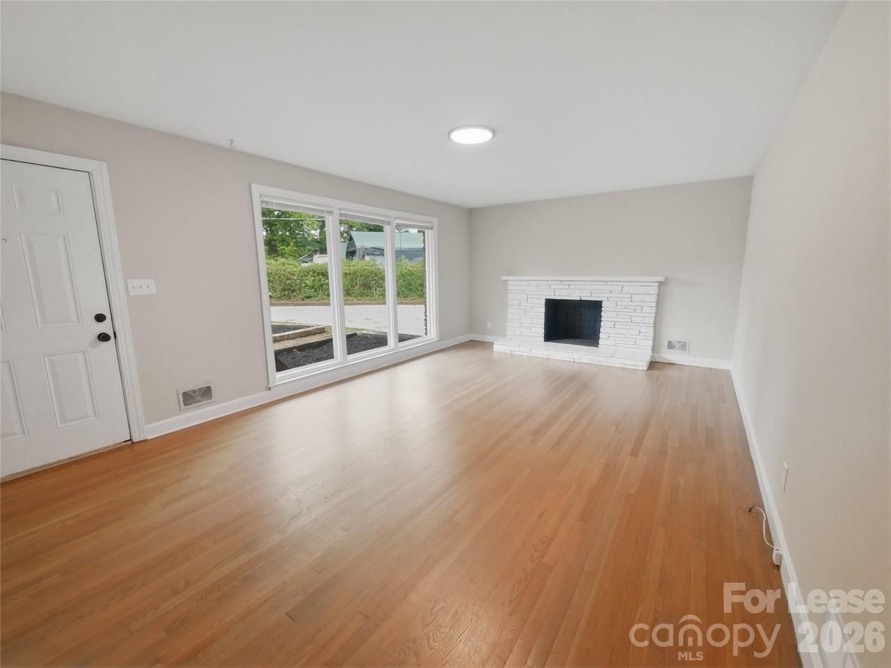 765 8th Avenue Dr Se - Photo 3 of 27